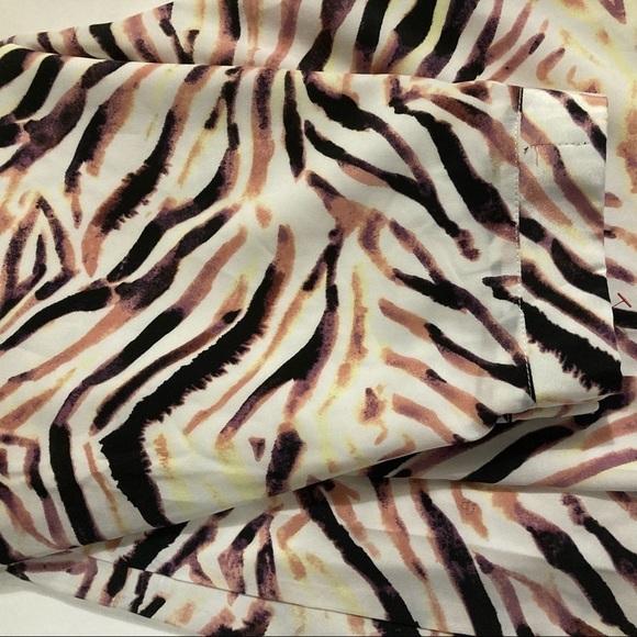 KENDALL & KYLIE Blush Midi Skirt - Picture 11 of 16